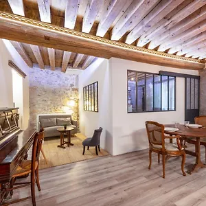 https://latelier-des-traboules-in-the-heart-of-vieux-lyon.hotels-rhonealpes.com