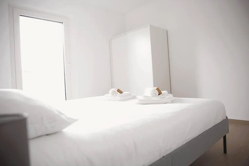 Beautiful 2Br Apartment In Kirchberg Luxembourg Luxembourg
