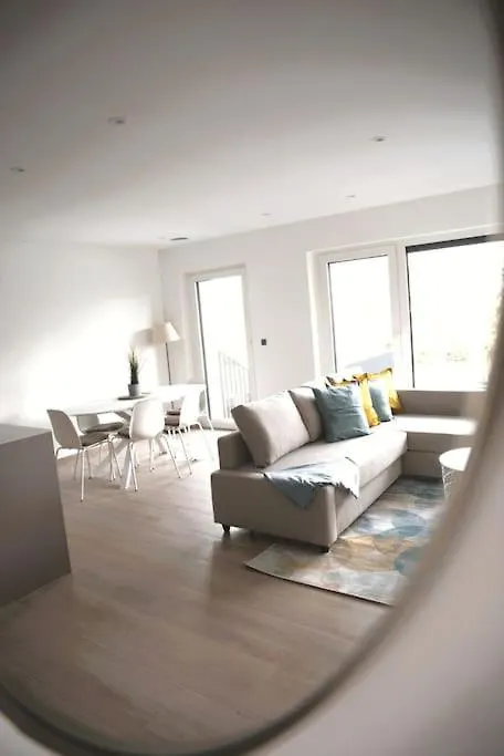 Beautiful 2Br Apartment In Kirchberg Luxembourg