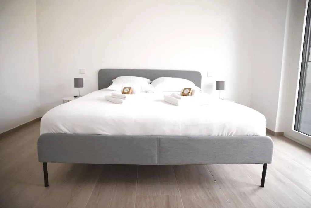 Beautiful 2Br Apartment In Kirchberg Luxembourg