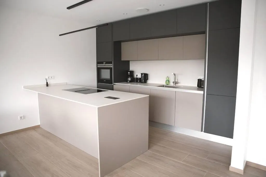 Beautiful 2Br Apartment In Kirchberg Luxembourg